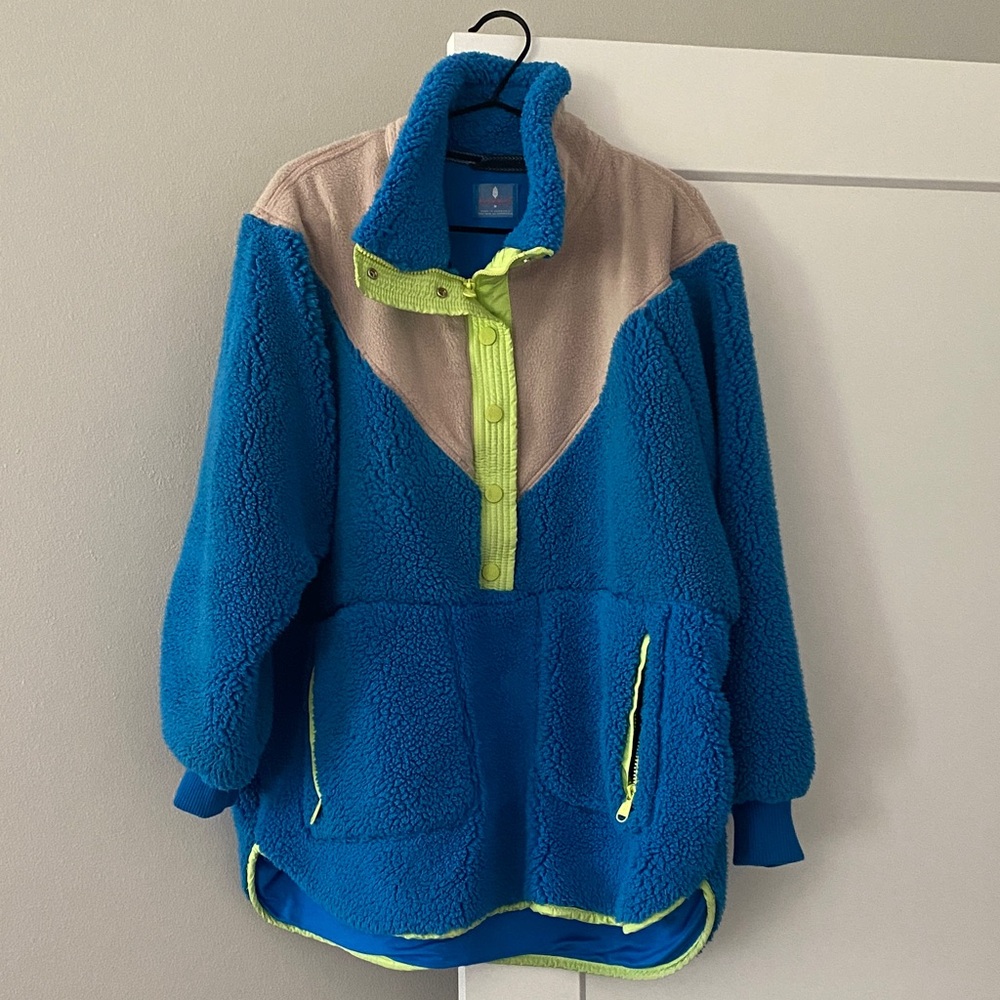 FP Movement by Free People Blue Teddy Fleece Pullover with Neon Lime Trim